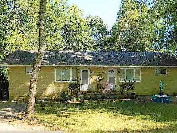 2nd image of 304 Wind Ave NW