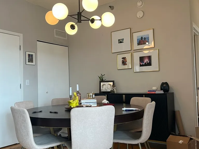 1546 N Orleans St #603 — Photo 11