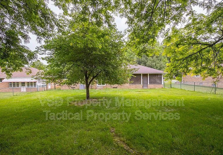6188 Cabrini Ln — Photo 30