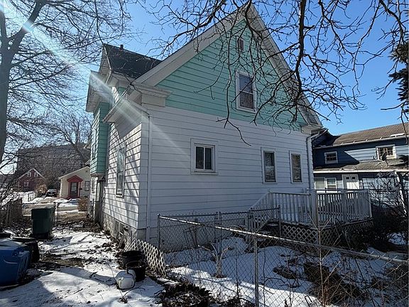 3rd image of 58 Scrantom St