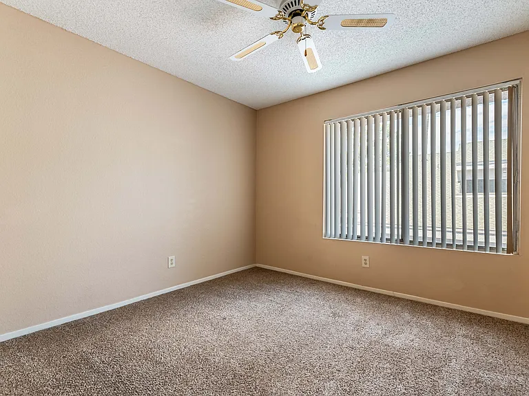 5609 Orchard Ln — Photo 11