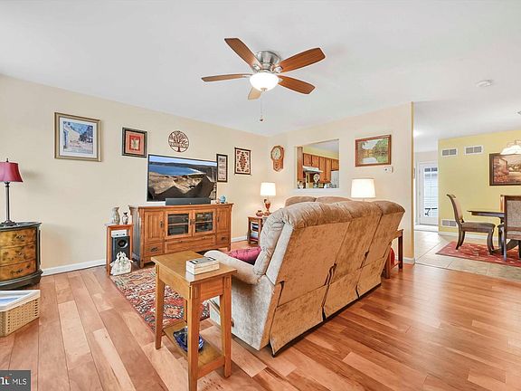 2nd image of 160 Daplin Ave