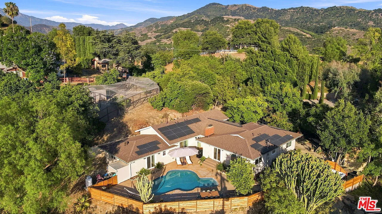 5 bed, 3.0 bath, 2456 sqft, $10,000 — Photo 1