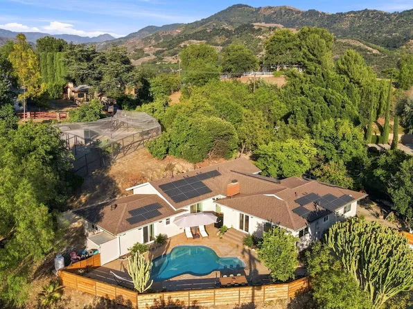 107 Alto Dr, Oak View, CA 93022