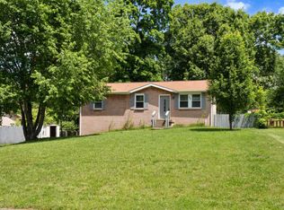 445 Appleton Dr, Clarksville, TN 37042
