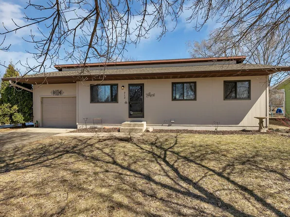 312 11th Ave SE, Saint Joseph, MN 56374