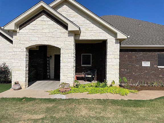 Double white stone gable