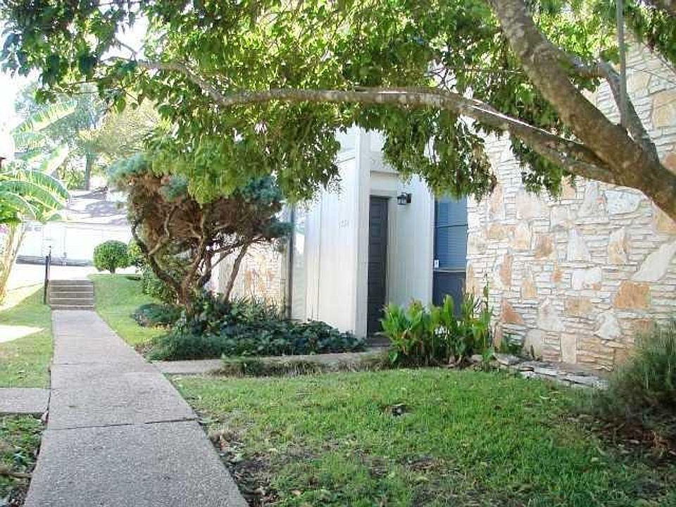 1st image of 1734 Timberwood Dr