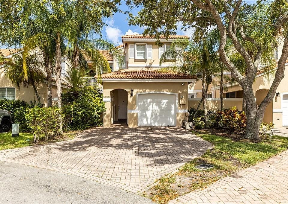 1st image of 1385 Yellowheart Way #1385