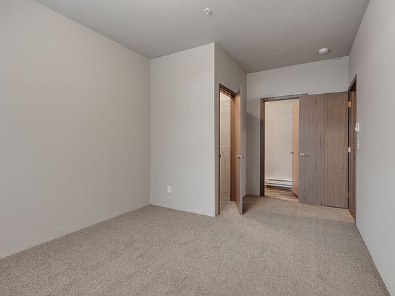 4th image of 525 N Michigan Rd #Mvb304