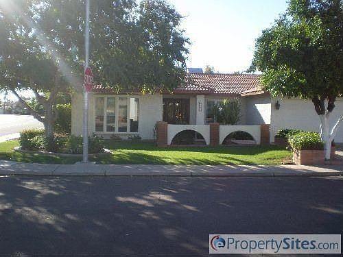2nd image of 2701 W Nido Ave