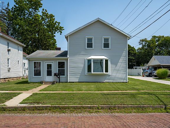 2nd image of 513 Washington St
