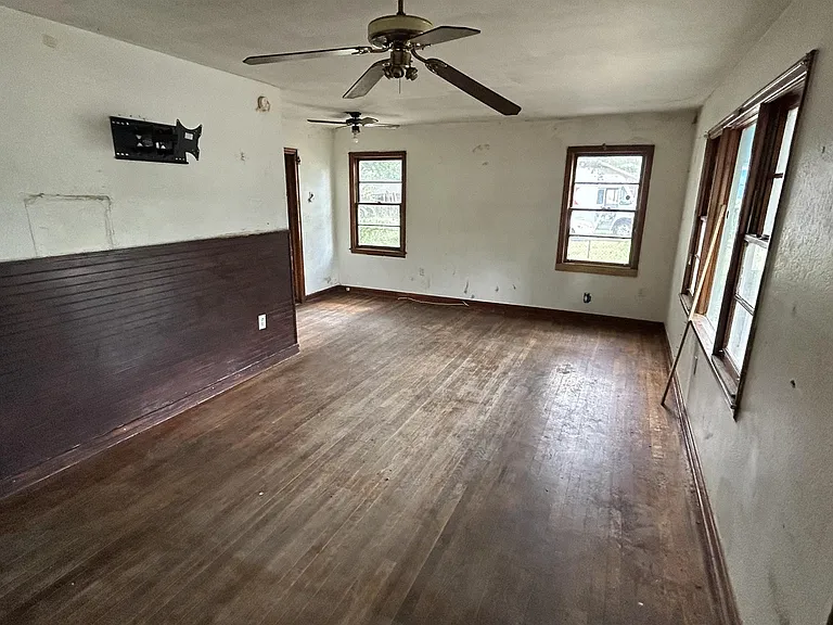 5131 Osborne Ave — Photo 7