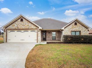 331 Rabbit Run Trl, Longview, TX 75603
