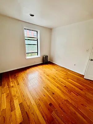 Bedroom, photo 4