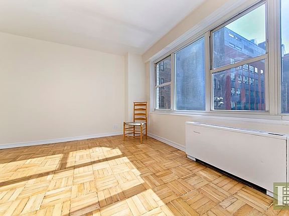 3rd image of 69 5th Ave APT 6A