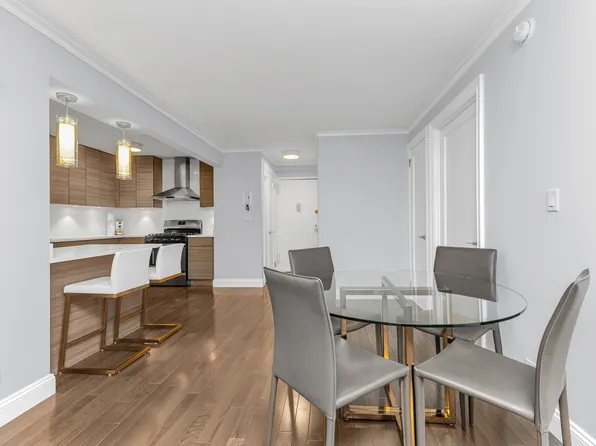 333 East 34th Street image 3 of 9