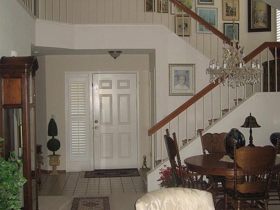 3rd image of 2058 University Park Dr