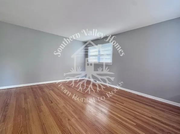 305 Sparta St, Warner Robins, GA 31088