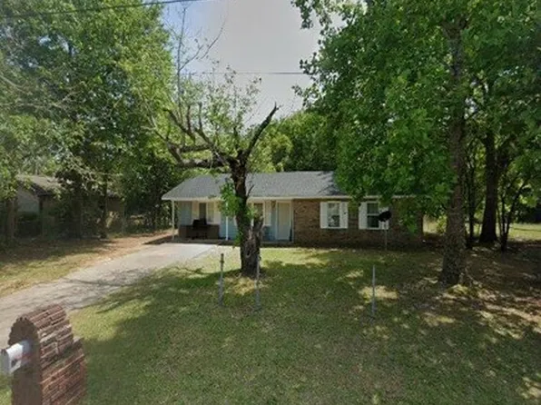 205 Athens St, Warner Robins, GA 31088