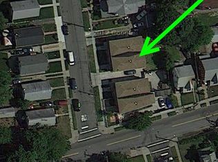 10461 214th St, Queens Village, NY 11429