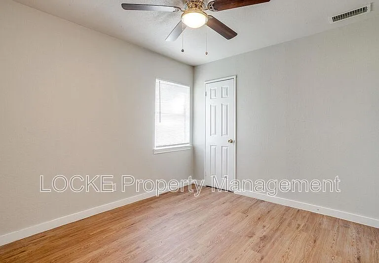 3417 S University Dr #C — Photo 12