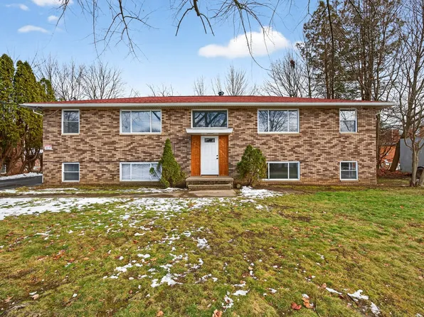 211 Buffington Rd APT 4, Akron, OH 44333