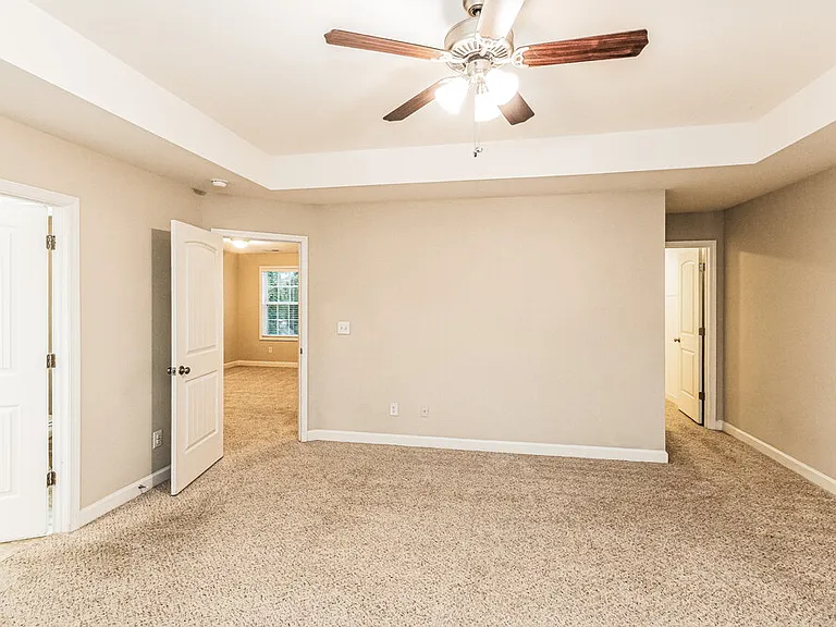 252 Lanier Pl — Photo 9