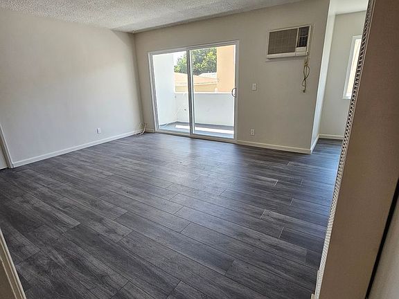 3rd image of 446 W Elk Ave APT 5