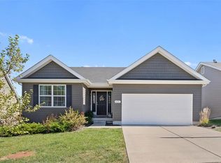 420 Cozy Pines Dr, Lake Saint Louis, MO 63367