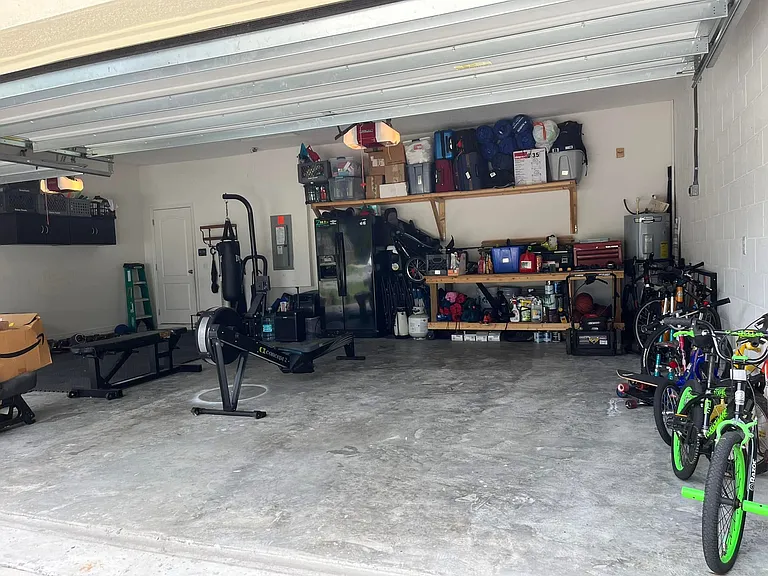 Plymouth Creek Cir — Photo 14