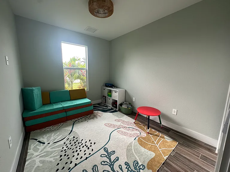 1228 NW 36th Pl — Photo 9