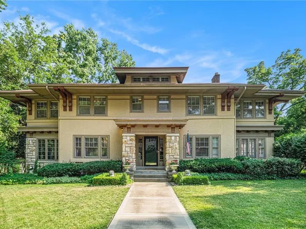 405 W 58th St, Kansas City, MO 64113