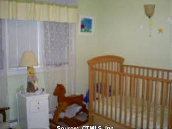 4th image of 29 Cheryl Jane Dr