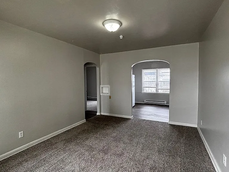 1624 N Arthur Ave — Photo 2