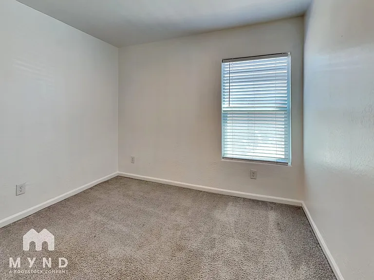 9346 W Raven Dr — Photo 9