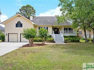111 Palm Grv, Savannah, GA 31410