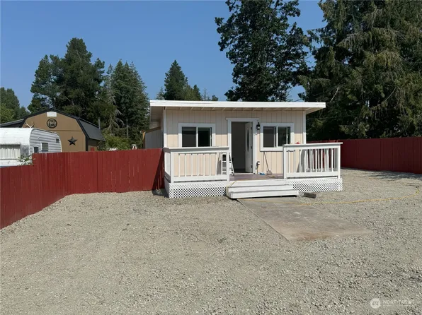 296 Lake Road, Silverlake, WA 98645