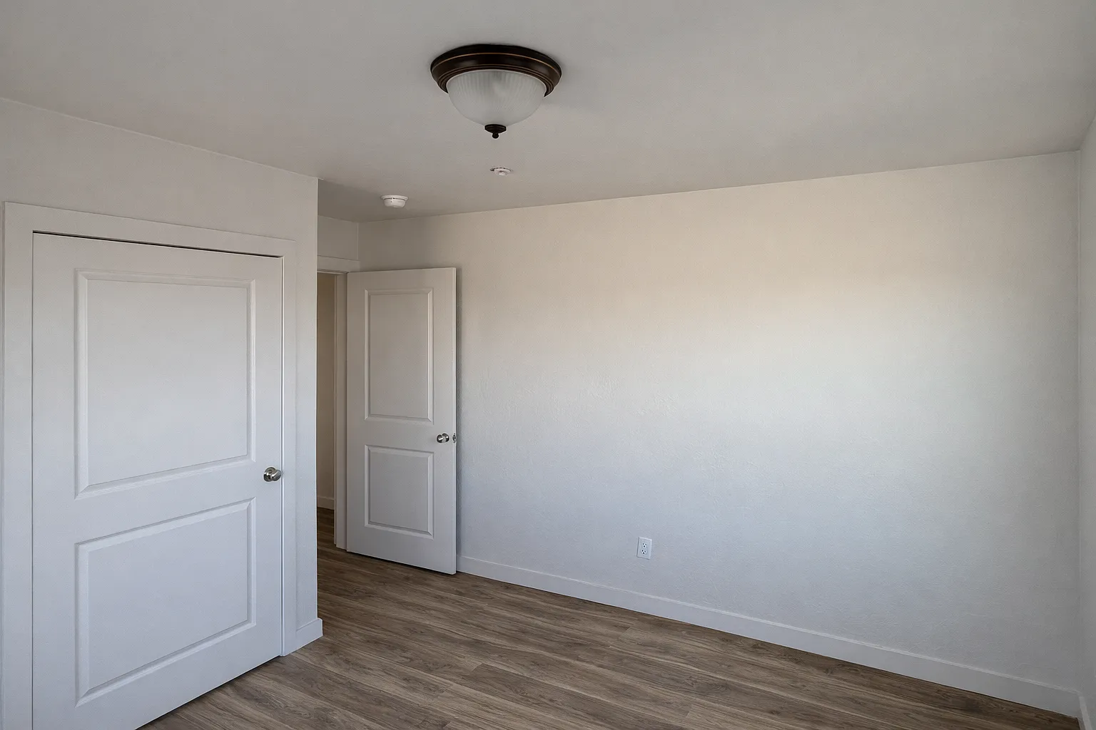 3 bed, 2656 sqft, $1,375 — Photo 3