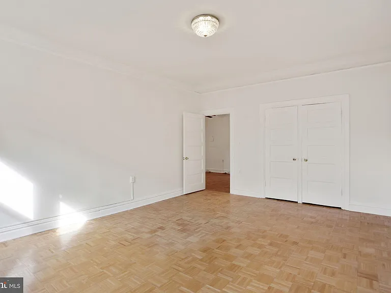 2854 Connecticut Ave NW #30 — Photo 15