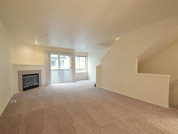 2nd image of 19523 Firlands Way N Unit A2