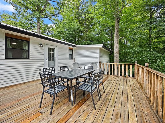 4th image of 318 Woodland Dr