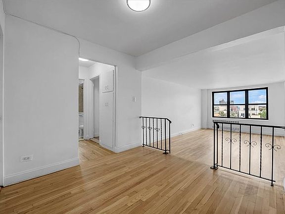 5th image of 425 E 26th St APT 6J