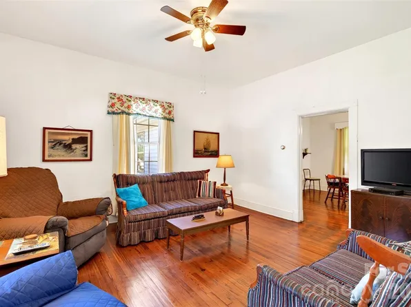 35 2nd St, Marion, NC 28752