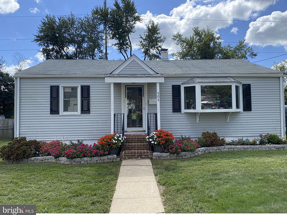 1st image of 504 Windsor Ave
