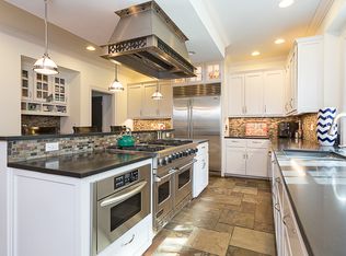 2703 Clearview Dr, Austin, TX 78703