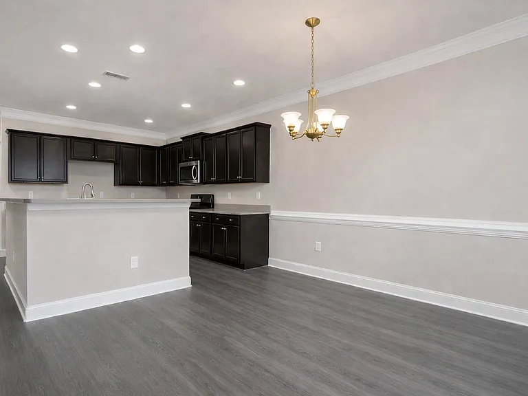 4315 Holstein Dr — Photo 3