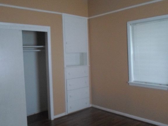 2nd image of 37709 Robinson Ave