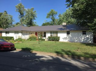 2017 S 17th St, Rogers, AR 72758