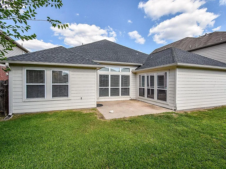 4915 Ibis Lake Ct — Photo 46